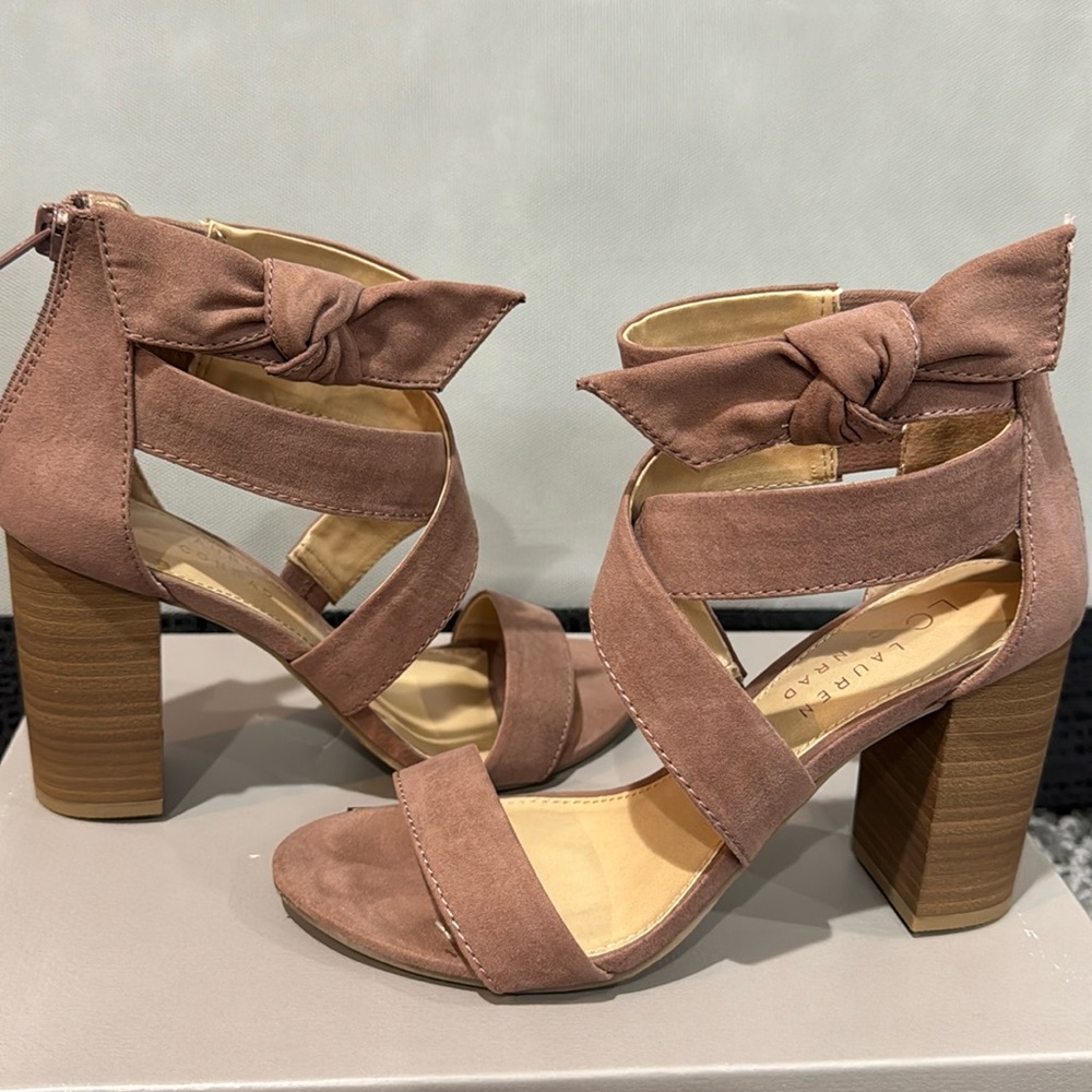 Lauren Conrad shoes size 6